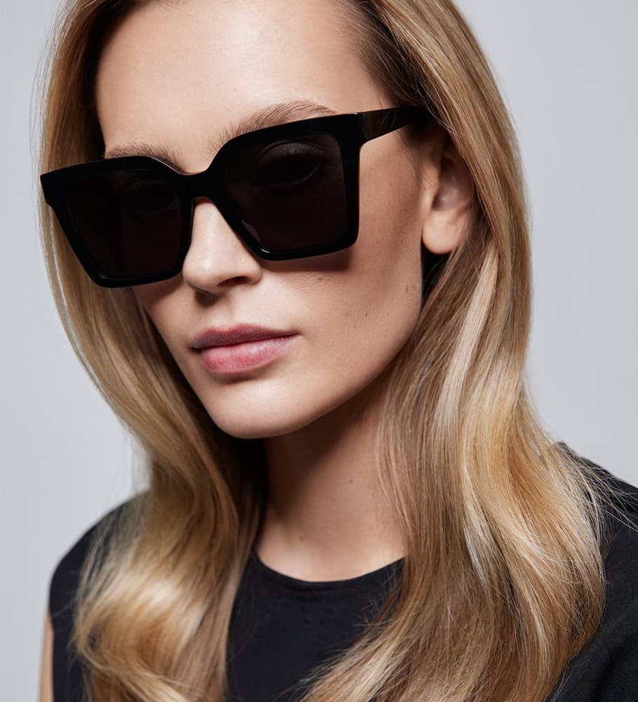 Ivy Black Black