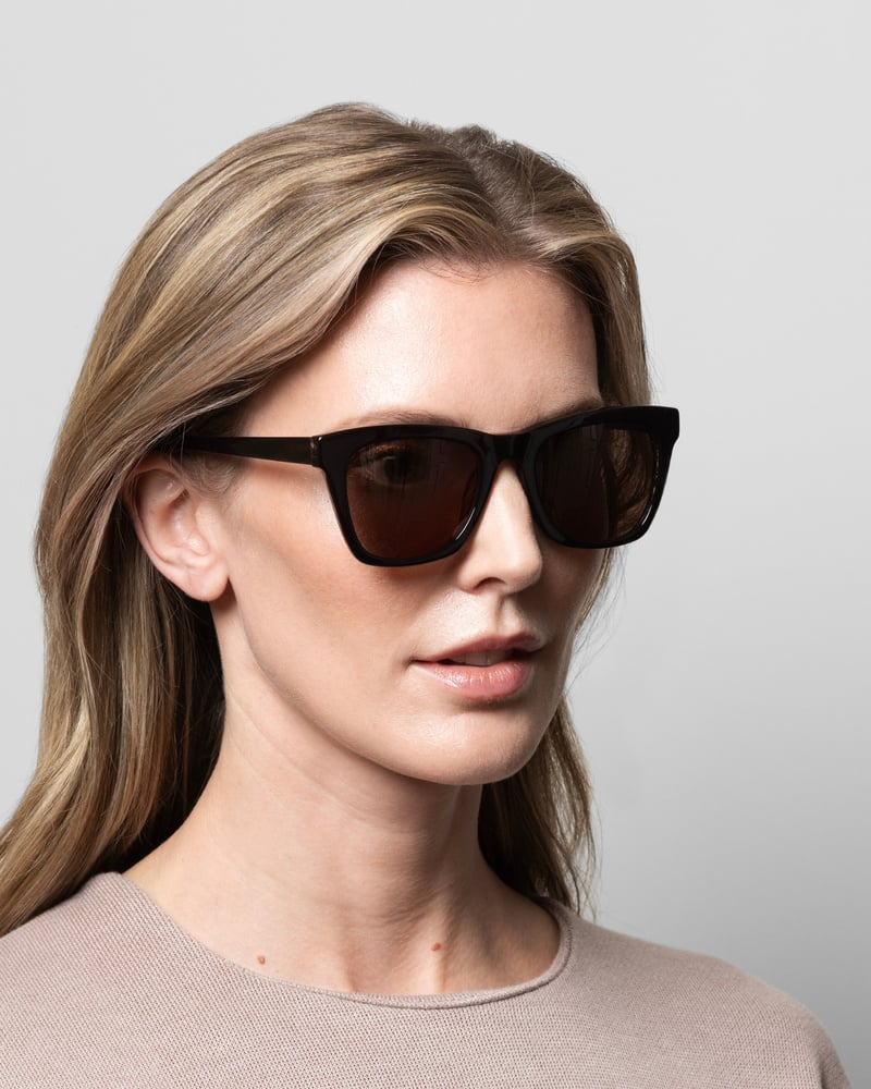 Elin Smoky Hazel Sunglasses