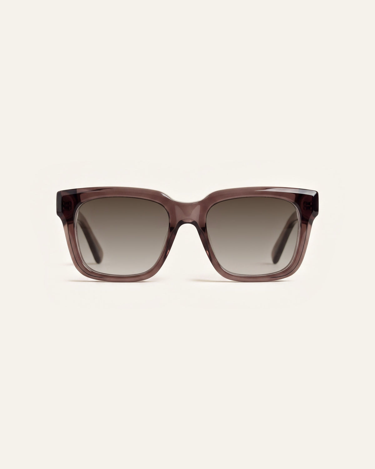Therese in dark brown, front, Sun lenses