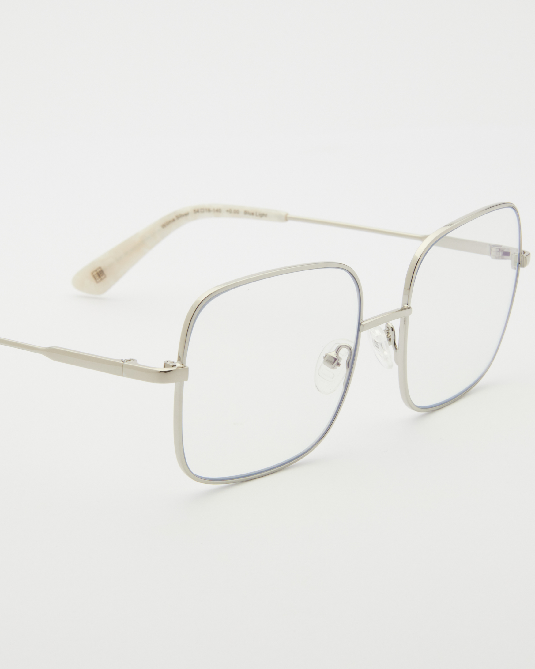 Wilma Silver Blue Light